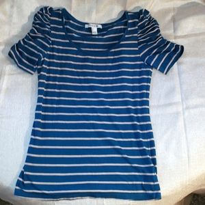 🏷 EUC Soft Stretchy Blue Striped Top